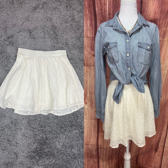 Arizona Jean Company Dresses & Skirts - Arizona Jeans cream floral lace lined cotton blend mini skirt boho womens size M